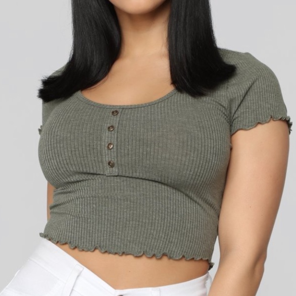 Edge cut olive green tee